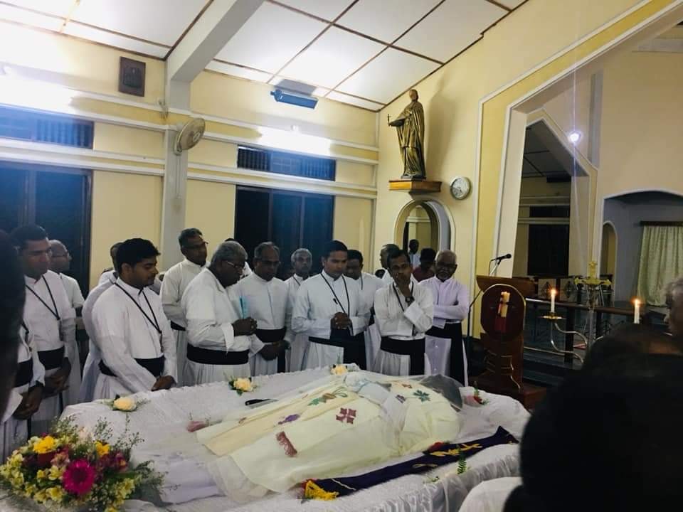 அமலமரித்தியாகியே அருட்பணி ஜீவனதாஸ் அடிகளே, உங்களிலிருந்து என்னுள் விழிப்பை ஏற்படுத்தியவை