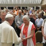 உதவித் தொகை வழங்கிய முஸ்லிம் வர்த்தகர்!