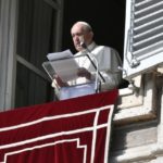 நாம் இறப்பு பற்றி மறக்கும்போது இறக்கத் துவங்குகிறோம்