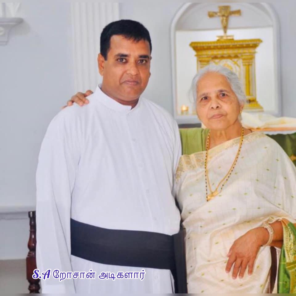 வாழும்போதே வாழ்த்துவோம்