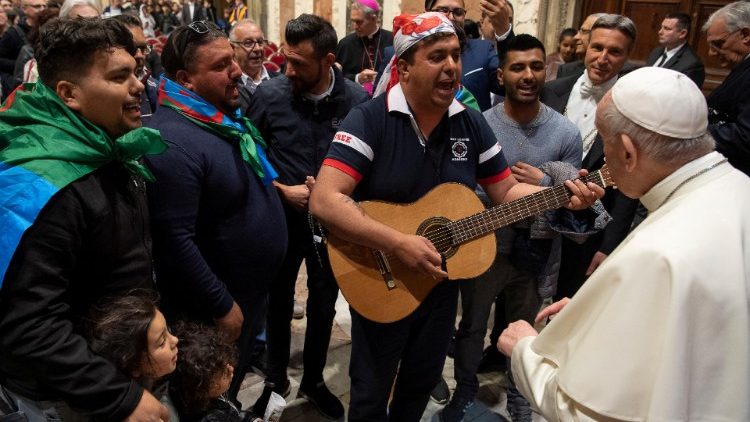 திருத்தந்தை – திருஅவை வாழ்வில் முக்கிய பங்காற்றும் இசை