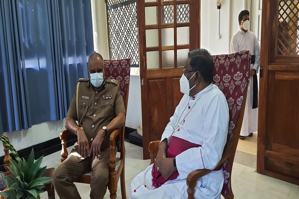 வடக்கில் வேலையில்லாப் பிரச்சினை காரணமாகவே வன்முறைச் சம்பவங்கள் ஆயரை சந்தித்த பொலிஸ்மா அதிபர்