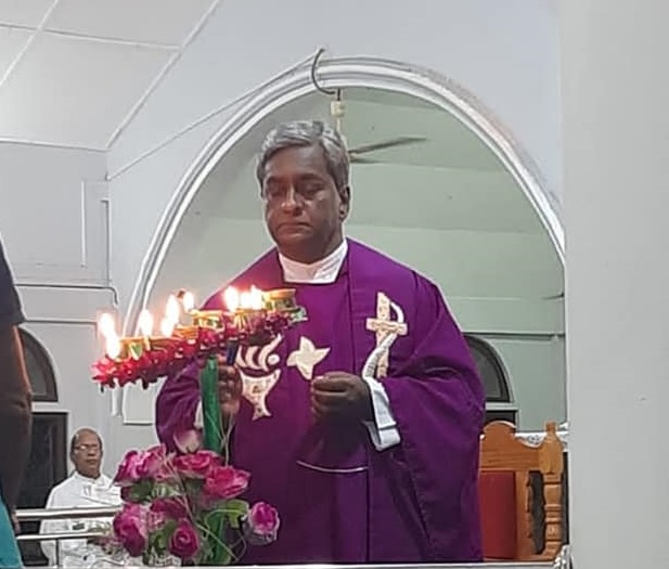 ஈழப்போரில்  உயிர்களைத் தியாகம் செய்த அனைவருக்கும் அஞ்சலி