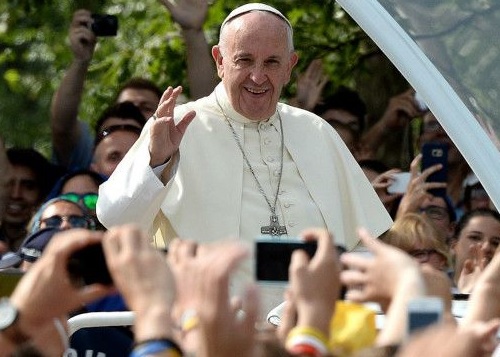 கடவுளின் கனிவான பார்வையோடு உலகை நோக்க கற்றுக்கொள்வோம்