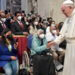 போரின் மனநிலையை அமைதிக்கான திட்டங்களாக மாற்றுங்கள்